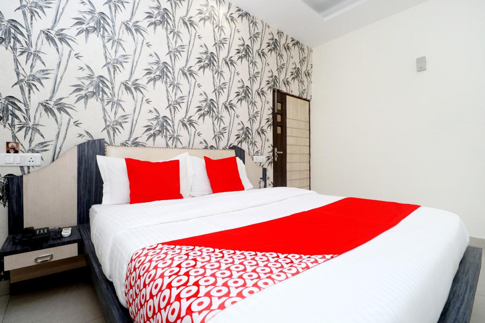 Hotel O Sangam Resort Shāhpur Extérieur photo